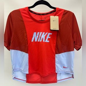 *SOLD* NWT Nike Women's Dri-FIT One Crop Top